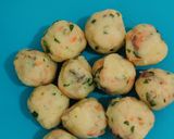 A picture of step 8 of Fried potato fritters meatless version.