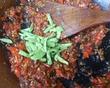 Foto langkah ke 4 dari resep Ikan Pindang Masak Balado.
