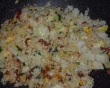 Foto langkah ke 5 dari resep Nasi Goreng Rumahan.