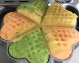 Foto langkah ke 3 dari resep Rainbow Peanut Waffles.