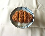 A picture of step 2 of Katsudon (with Sukiyaki Donburi Sauce).
