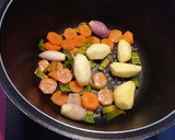 Foto del paso 3 de la receta: Guiso de ternera con setas