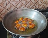 पपईचे गुलगुले (बोँड) (papai bonda recipe in marathi) रेसिपी स्टेप 2 फोटो 