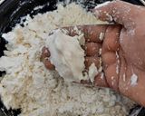 A picture of step 2 of Badhusha.