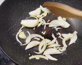Foto langkah ke 5 dari resep Ayam Goreng Mentega.