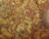 A picture of step 6 of Aloo gobhi.