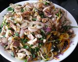 Hình bước làm 7 của món Miến gà trộn Hàn - Việt