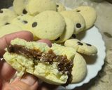 Foto del paso 5 de la receta: Alfajorcitos De Maicena Con Chips De Chocolate Para Regalar