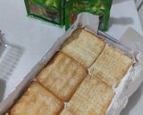 Foto langkah ke 6 dari resep Matcha strawberry ice cream biscuitwich.