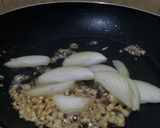 Foto langkah ke 2 dari resep Easy Nasi Tumis Ayam Rumahan.