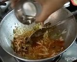रोटी नुडल्स इन फ्युजन स्टाईल रेसिपी चरण 3 फोटो