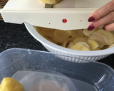 Foto del paso 1 de la receta: Nidos de Patatas con Parmesano y huevo