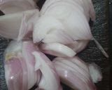 A picture of step 3 of Paneer Kalia.
