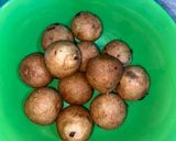 Foto langkah ke 2 dari resep Tepung beras isi coklat.