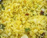 A picture of step 3 of Lemon, coconut, imli, curd Rice.