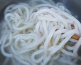 A picture of step 4 of Beef Udon Noodles Soup.
