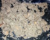 A picture of step 2 of Oats halwa.
