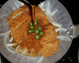 A picture of step 4 of Easy Katsudon with Sauce.