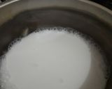 Foto langkah ke 2 dari resep Es kelapa biji selasih.