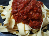 Fideos con salsa rápida y económica