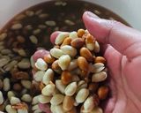Foto langkah ke 1 dari resep Kacang Bawang Gurih Asli.