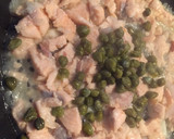Foto del paso 3 de la receta: Espaguetis con trucha asalmonada y alcaparras