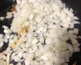 Foto del paso 4 de la receta Salmón en salsa de cebolla