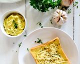 Foto langkah ke 8 dari resep Simple Garlic Bread.