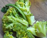 Foto del paso 1 de la receta: Fideos saludables con brócoli y semillas 🥦
