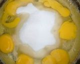 Foto del paso 2 de la receta: Bizcochuelo de vainilla con duraznos