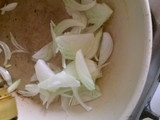 Tortillas fritas con verduras y pollo