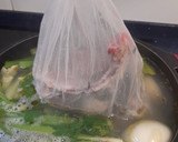 Foto del paso 3 de la receta: Caldo de apio y verduras