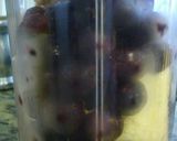 Foto del paso 2 de la receta: Smoothie de bananas y arandanos