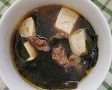 Foto langkah ke 5 dari resep Miyeok Guk (Sup Rumput Laut Korea).
