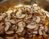 Foto del paso 2 de la receta: Arroz meloso de pollo con champiñones