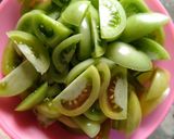 Foto langkah ke 1 dari resep Cumi cabai hijau.