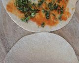 ગાર્લિક કોરીએન્ડર રોટી (Garlic Coriander Roti Recipe In Gujarati) રેસીપી સ્ટેપ2ફોટો