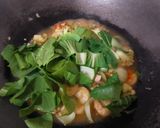 Foto langkah ke 5 dari resep Tumis Pakcoy Udang.