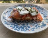 Foto del paso 3 de la receta: Desayuno con salmón ahumado