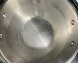 A picture of step 1 of Royal palak kaju masala.