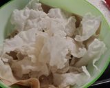 A picture of step 5 of Rice Paper Chips.