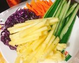 Hình bước làm 2 của món Gỏi cuốn (vỏ làm bằng máy làm crepe)