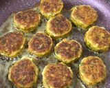 A picture of step 5 of Spicy Chicken Meatballs.