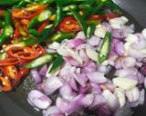Foto langkah ke 3 dari resep Sambal Tumis Belimbing wuluh.