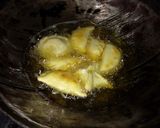 A picture of step 17 of Daal Pakoda Gujhiya.