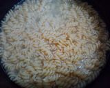 Foto langkah ke 8 dari resep Fusilli Panggang Spesial.