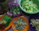 Foto langkah ke 1 dari resep Cah ayam brokoli.