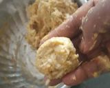 A picture of step 2 of Raw banana kofta curry.