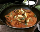 A picture of step 5 of Aam Kasundi Mangsho (Mutton in Raw Mango-Mustard Gravy).