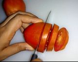 A picture of step 1 of Crispy Tomato Bites With Chinese Sauce.